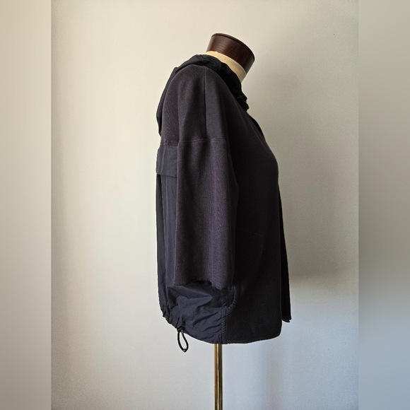 MARC CAIN SPORT Hooded Windbreaker Back Sweater. Size 4 - Picture 5 of 15